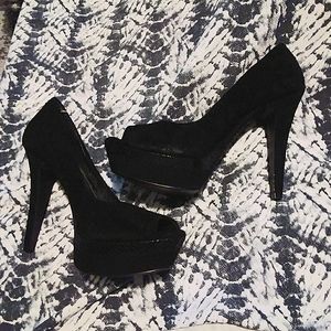 Gianni Bini Sz 8.5 Suede Snakeskin Peep Toe Heels